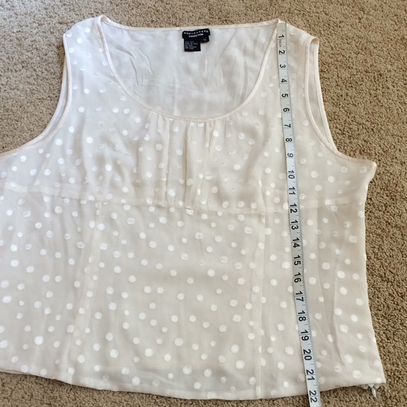 DONCASTER collection Size 16 cream silk top - Picture 8 of 8